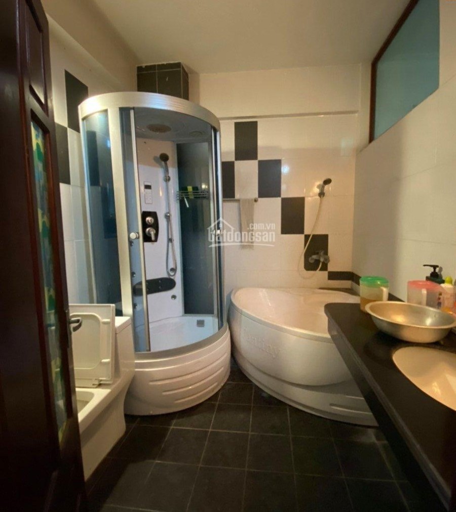 Siêu hiếm! Nhà mặt phố Nguyễn Khoái- Q. HBT mặt tiền 5m Dt31m2 x 4t giá nhỉnh 7tỷ!