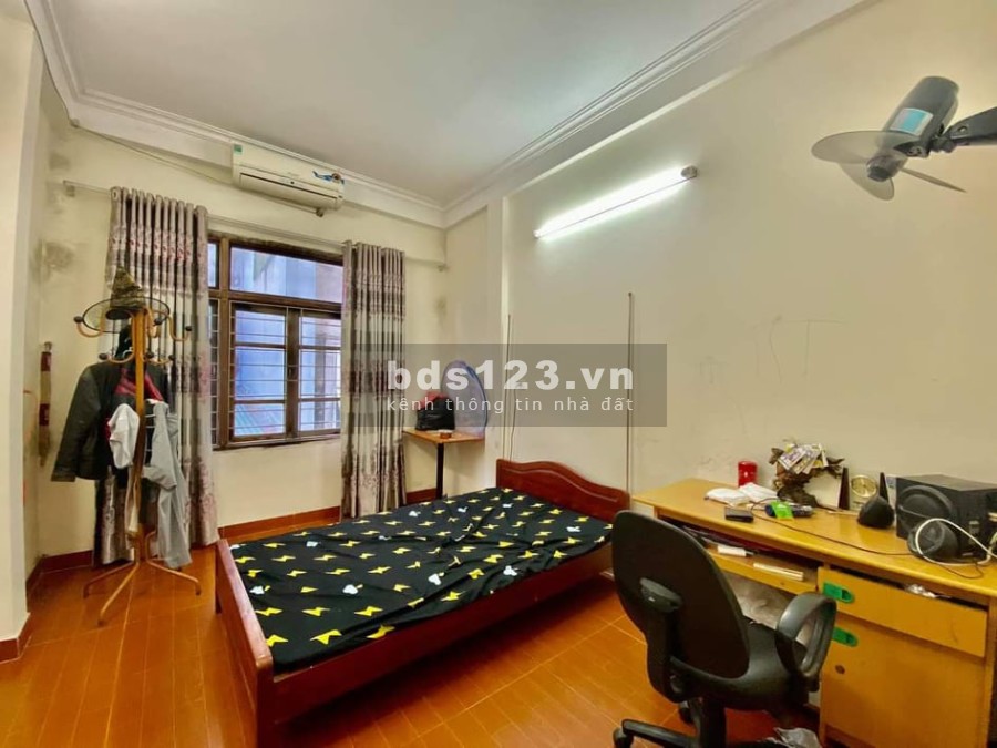 Cần bán nhà nguyên căn cực đẹp Tam Hiệp ô tô đỗ cửa, diện tích 55m2, 4 tầng, giá chỉ hơn 3 tỷ