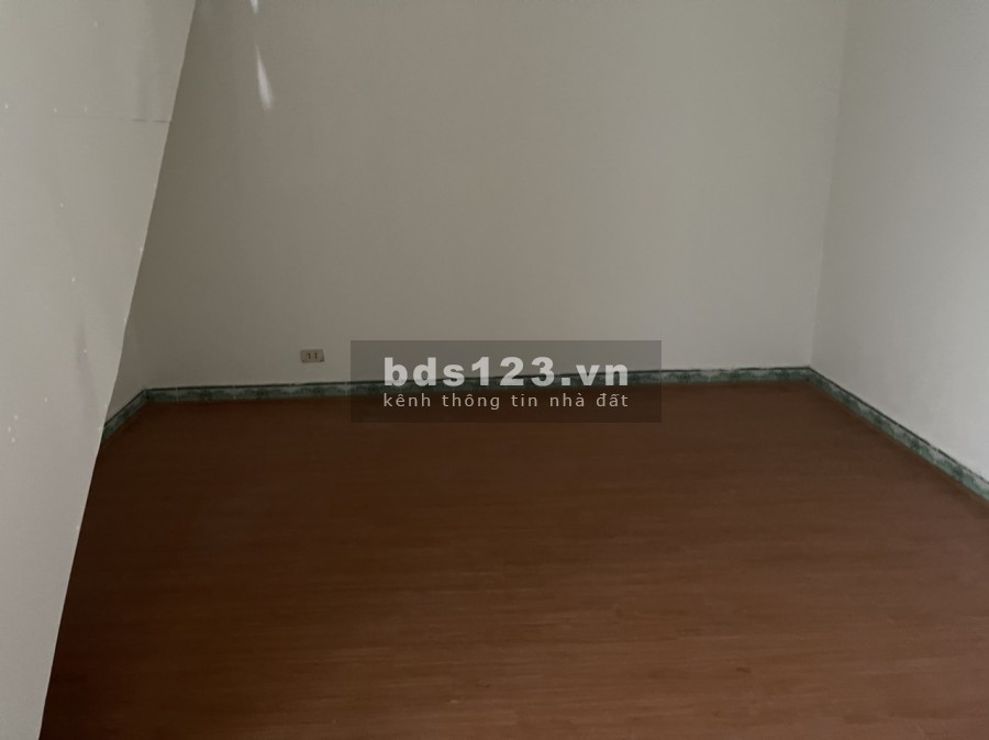 Bán nhà Kim Ngưu, 23m2, đúc 4 tầng, ở ngay, giá bán 1.9 tỷ lh 0333846866