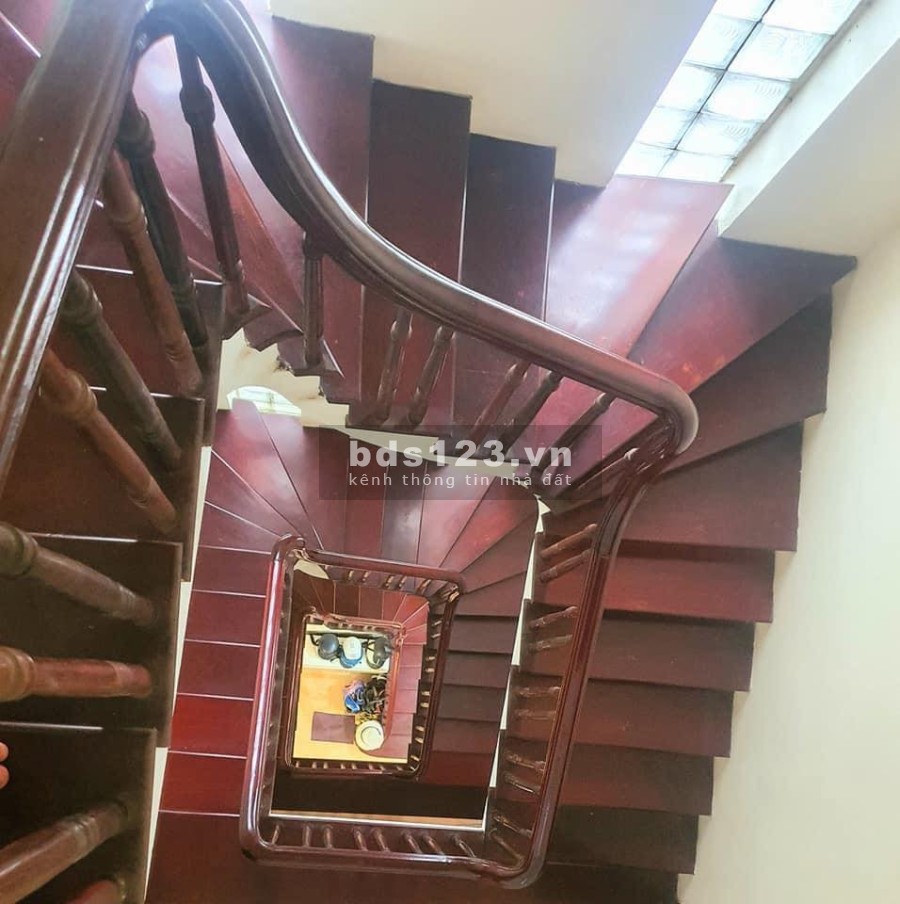 Nhà 3 mặt thoáng, 4T 73m2 ngõ 120 Yên Lãng, chỉ 9.1 tỷ, LH em Tuấn 0392969999