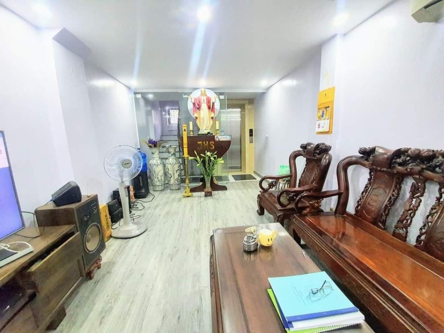 Chính chủ cần bán nhà phố Khương Trung Quận Thanh Xuan, dtsd 40m2, 4 tầng, giá 3 tỷ hơn