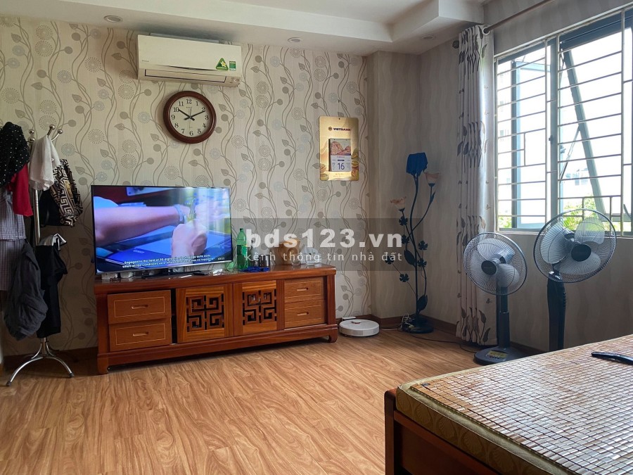 Bán nhà 45m2 mặt phố Thượng Thanh, kinh doanh, mặt tiền khủng, vỉa hè, nhỉnh 5 tỷ