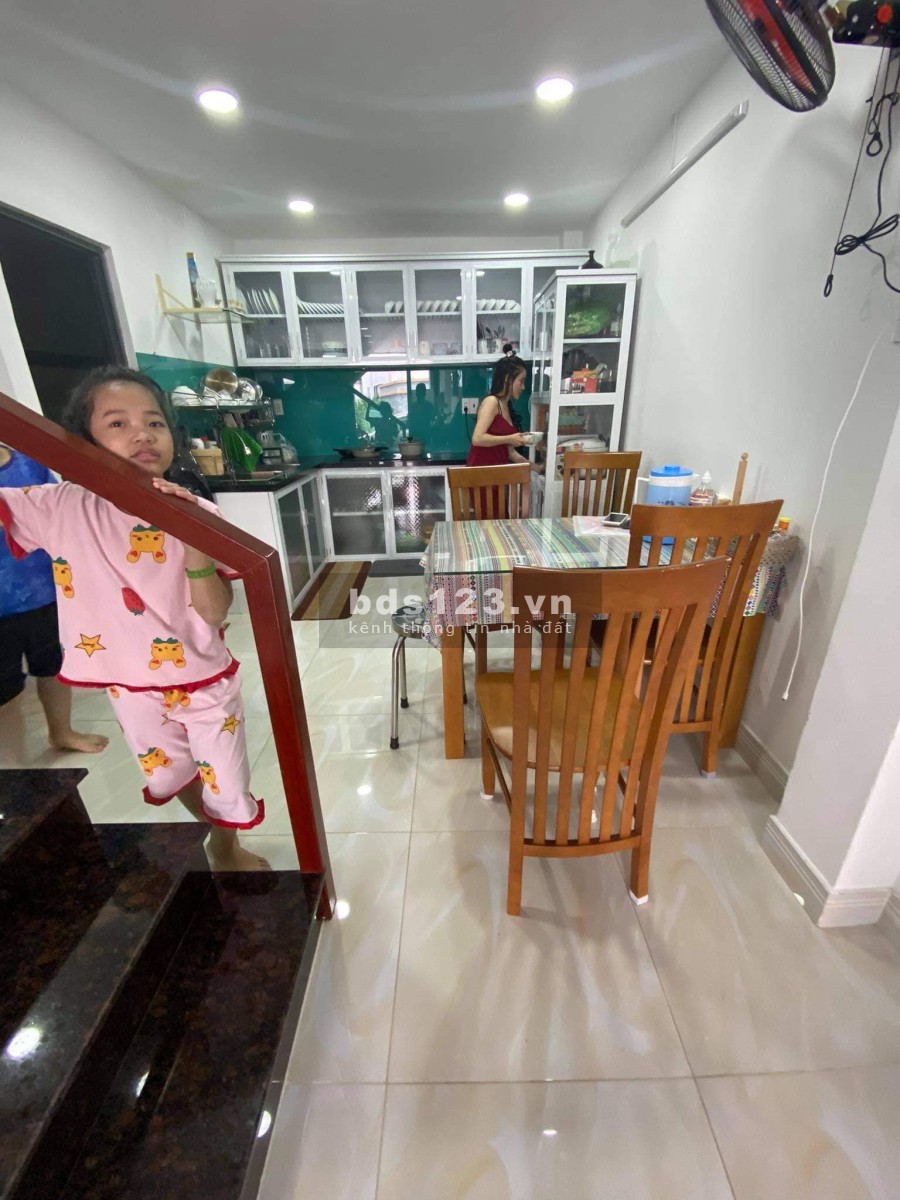 Bán nhà hẻm 8m Phan Chu Trinh p12 Bình Thạnh, 50m2, 5 tầng, 6pn tiện ở và kinh doanh