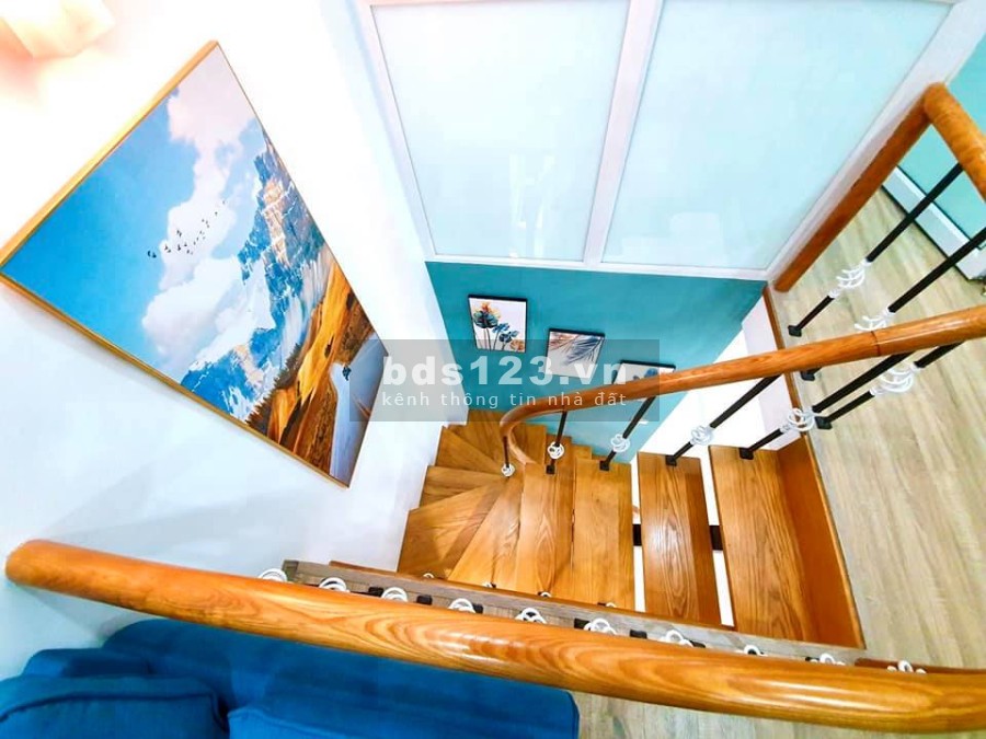 Bán siêu phẩm nhà Khương Hạ, ô tô đỗ cửa,phố tránh 8m,nở hậu ngõ thông giá chỉ 1.98 tỷ