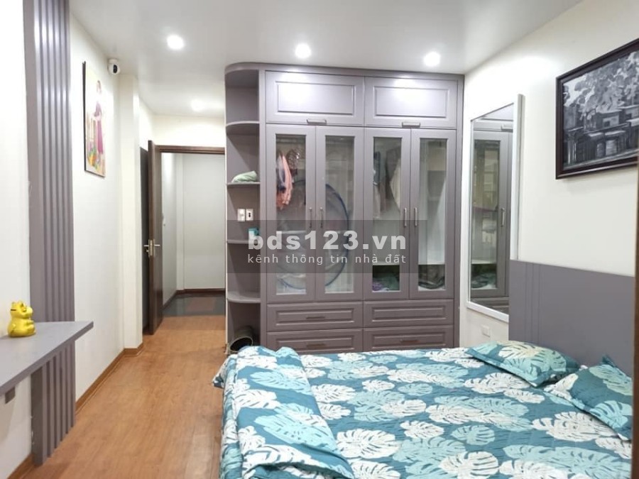 Bán nhà Việt Hưng ô tô tránh thông gara kinh doanh nhà thiết kế tặng full nội thất