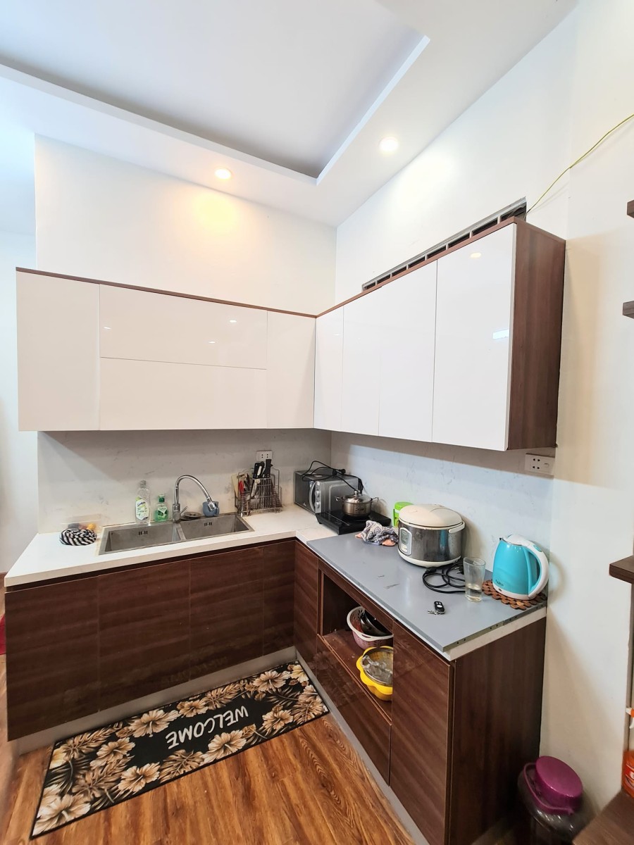 Bán nhà mới vào ở ngay Yên Lạc, Hai Bà Trưng, 3 bước lên hồ Gươm, 8 pn, giá chỉ 4.2 tỷ