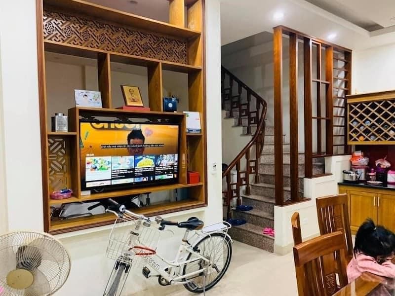Bán nhà quận Hà Đông phố Mậu Lương diện tích 60m2, đúc 3 tầng rất gần ô tô giá chỉ 2 tỷ 990