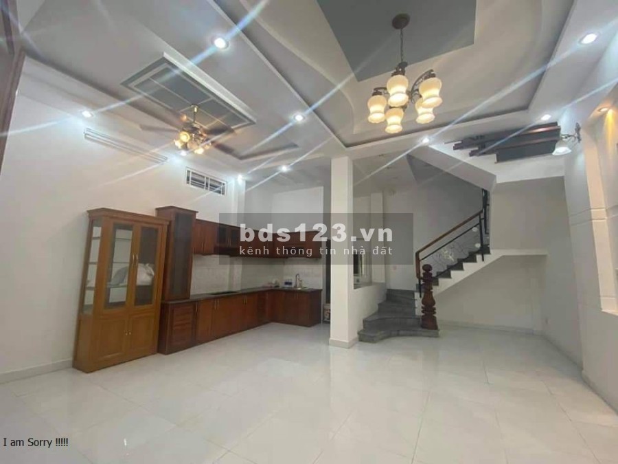 Lê Văn Thọ, P11, Gò Vấp xe hơi vô nhà, 70m2(7*10) 4 tầng giá chỉ 7,8 tỷ, lh 0967399045