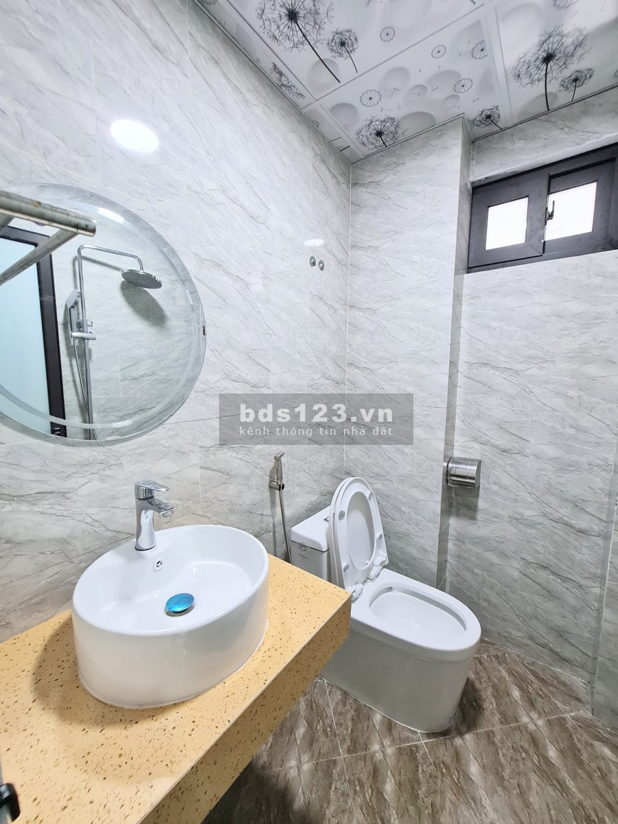 Bán nhà Lê Trọng Tấn lô góc đường 2 ô tô tránh, giá 4.6 tỷ đúc 5 tầng, xây kiên cố, sổ sẵn