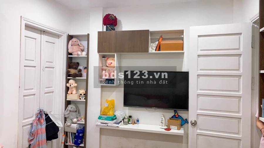 Bán nhà nguyên căn Bồ Đề gần ô tô kinh doanh đỉnh, hướng Đông Nam, dtsd 35m, 4 tầng, giá 3.2 tỷ