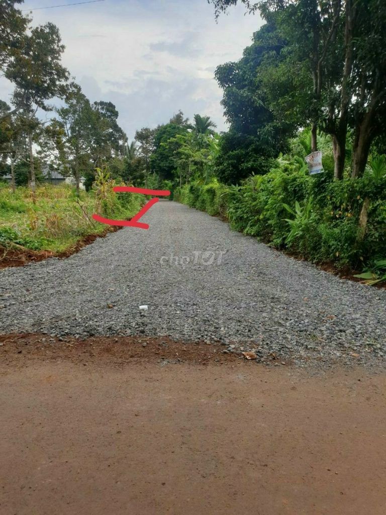 Bán gấp lô đất đẹp tại Hoà Tháng thành phố Buôn Mê Thuột giá 475 triệu, lh 0931947979