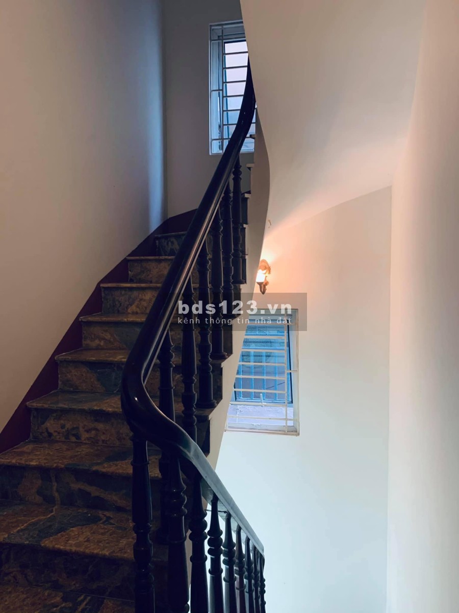 Nhà Đẹp, lô góc, ngõ thoáng phố Vũ Tông Phan, Quận Thanh Xuân dtsd 48m 4 tầng giá 4,95 tỷ
