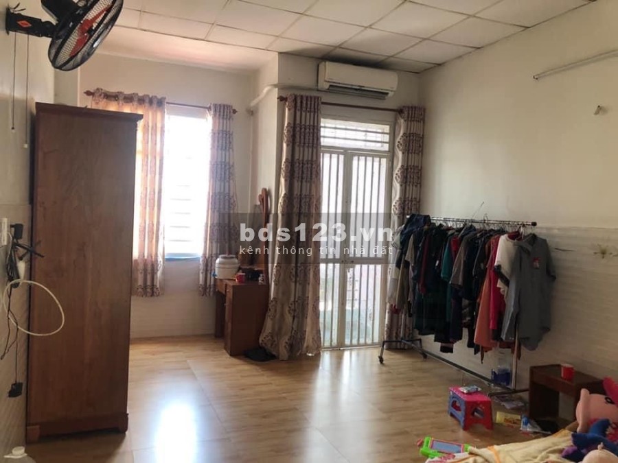 Bán nhà nở hậu, HXH Đồng Đen P13 Tân Bình, 48m2, 3 tầng, giá rẻ