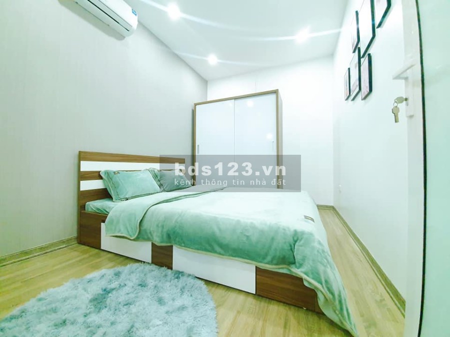 Thanh Xuân nhà 2 tầng sát ô tô tránh, ngõ thông, tặng nội thất, 35m2 giá 1.98 tỷ