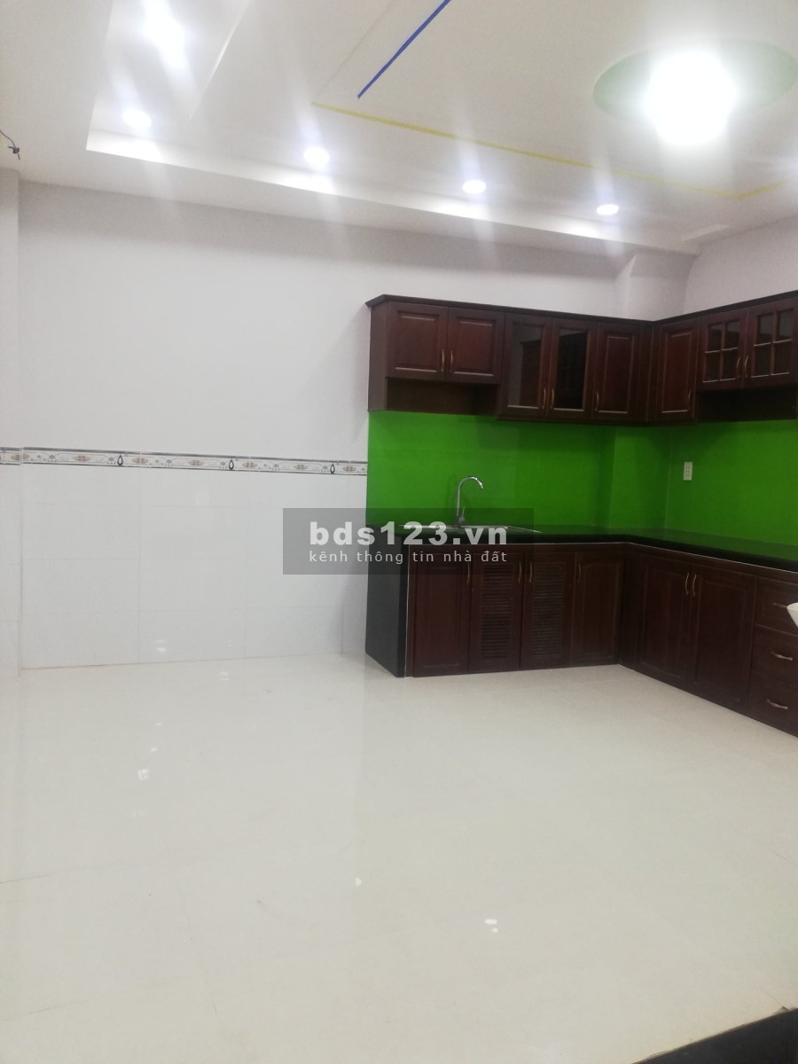 Nhà Mới Giá Tốt! 2 Tầng hẻm xe hơi Dương Quảng Hàm, P.5, Gò Vấp dtsd 52m2 giá 4,1 tỷ TL
