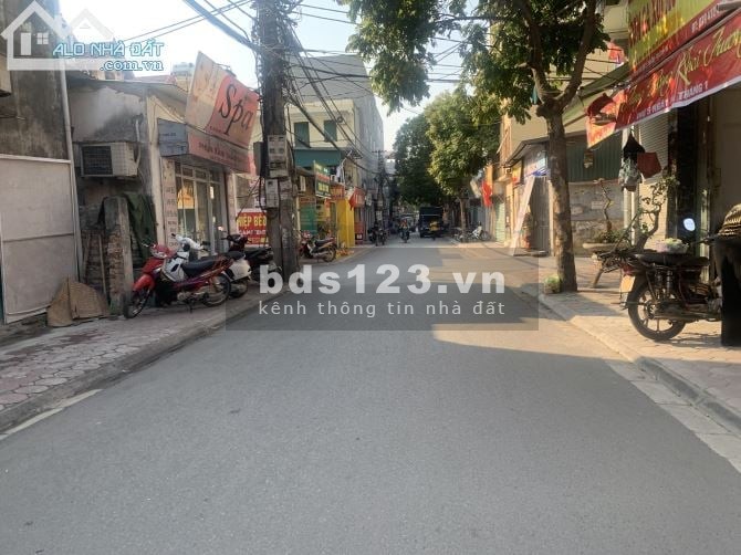 Đất 49m2, lô góc trục chính kinh doanh tại Nông Nghiệp giá 3.45 tỷ. LH: 0983253436