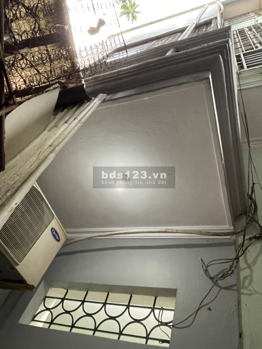 Bán nhà Kim Ngưu, 23m2, đúc 4 tầng, ở ngay, giá bán 1.9 tỷ lh 0333846866