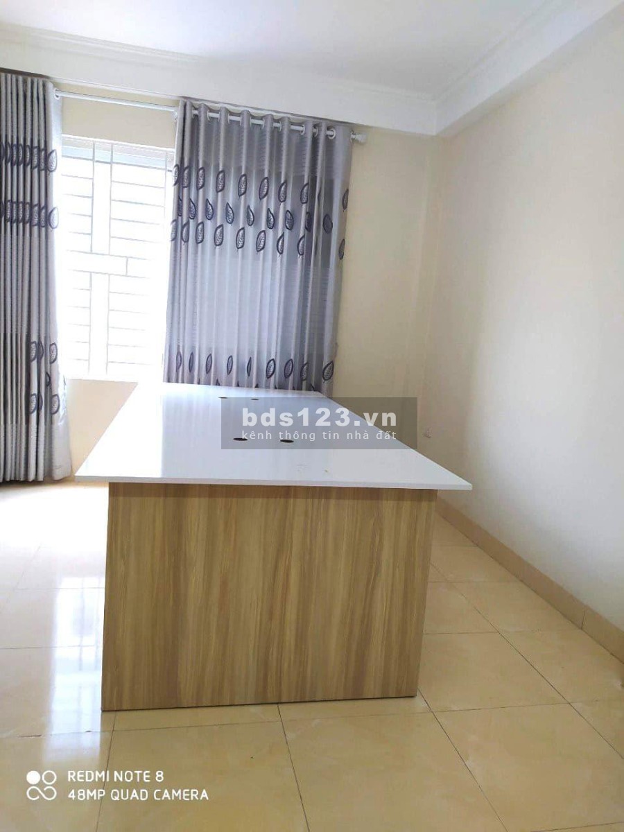 Bán nhà đẹp gần đường lớn, hiếm trong tâm giá, thiết kế tỉ mĩ, kiến trúc đẹp, thông thoáng