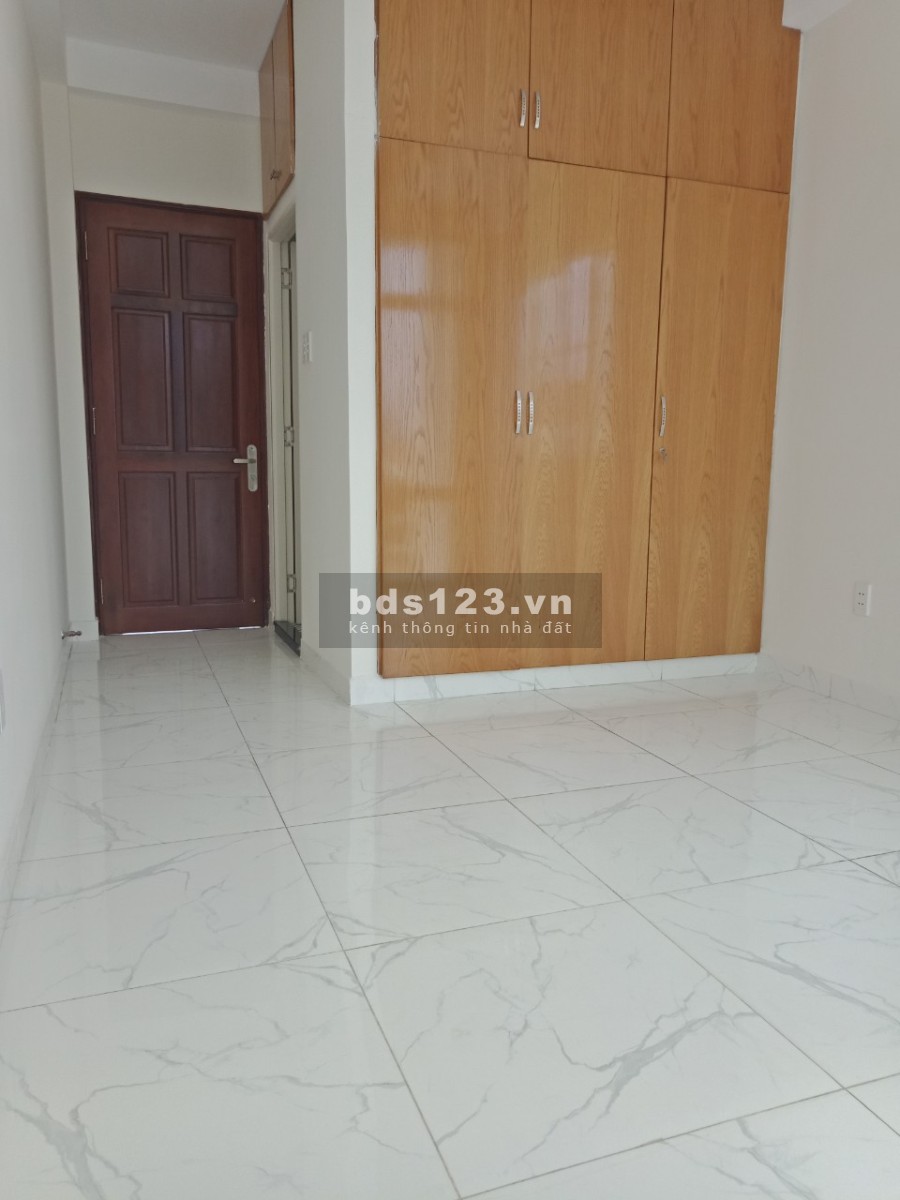 PHÒNG SẠCH ĐẸP THOÁNG MÁT GẦN HOA PHƯỢNG- PHAN XÍCH LONG