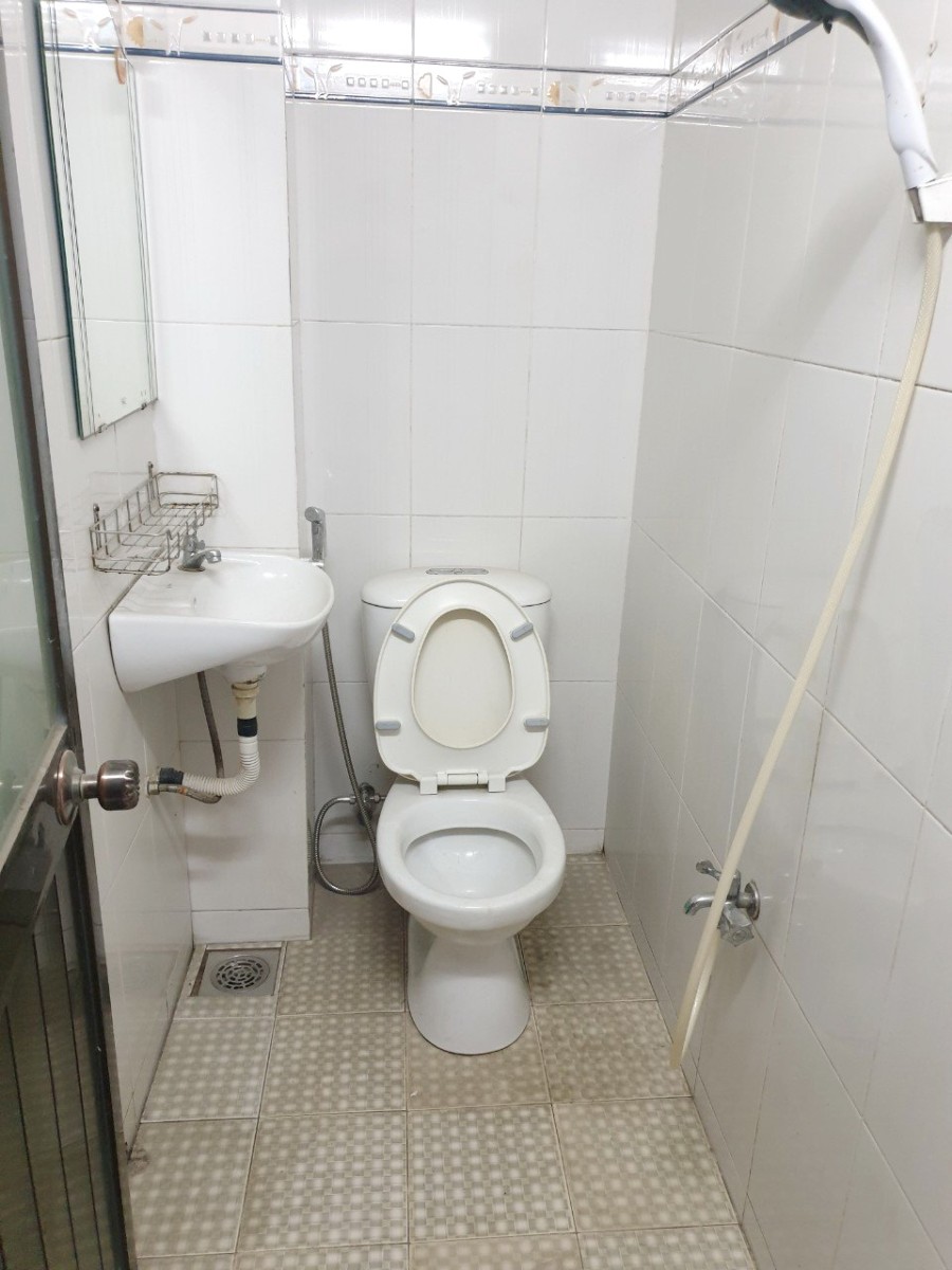 Cho thuê nhà MT đường 783 Tạ Quang Bửu Phường 4 Quận 8 hợp đồng lâu dài, sổ sẵn