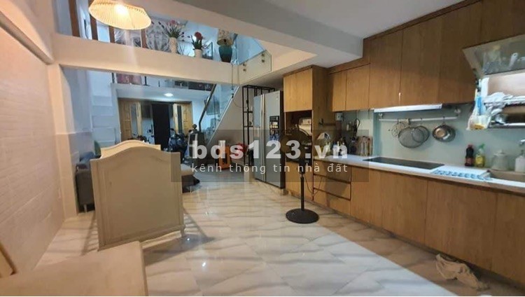 Bán nhà đường Thoại Ngọc Hầu Tân Phú 5 Tỷ 70m2, mới xây dọn vào ở ngay. Chủ cần bán gấp LH Khắc Lễ