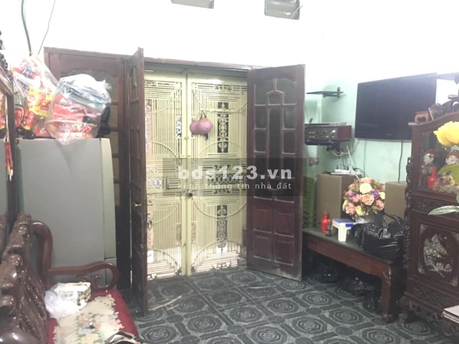 Bán nhà nguyên căn hiếm Kim Mã phố Vip Ba Đinh, dtsd 30m2, 4 tầng, mt 4m, giá 2.8 tỷ, lh 0975513371