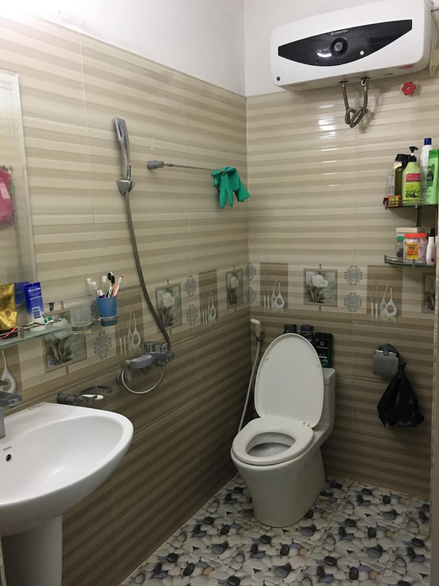 Siêu Hiếm! Bán nhà đẹp Chùa Láng Đống Đa oto 7 chỗ đỗ cửa KD VP cho thuê ở ngay chỉ 6.3 tỷ