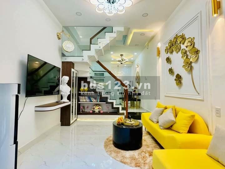 Bán gấp nhà NỞ HẬU, HXH Nơ Trang Long, P.7, Bình Thạnh, 50m2, 4PN