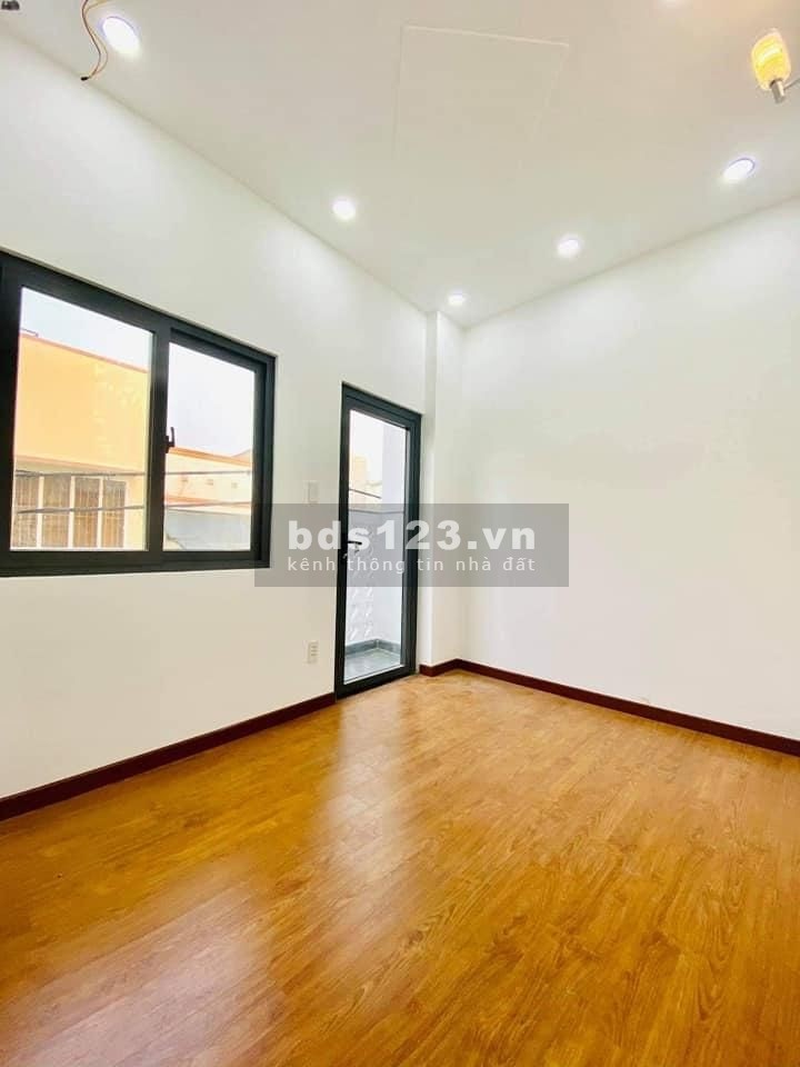 Mặt tiền hẻm xe hơi Quang Trung, P.10, Quận Gò Vấp, 4PN, dtsd 40m2 giá bán chỉ 4.8 tỷ