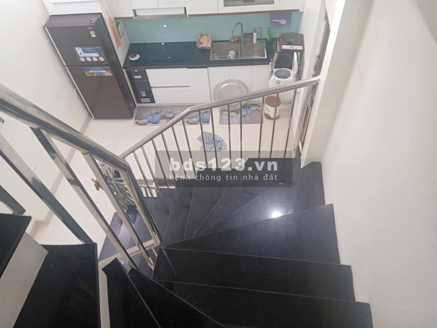 Chính chủ bán nhà Phú Đô, lô góc 2 mặt thoáng, dtsd 35m2, 5 tầng đúc, giá 3.75 tỷ, ô tô đỗ gần