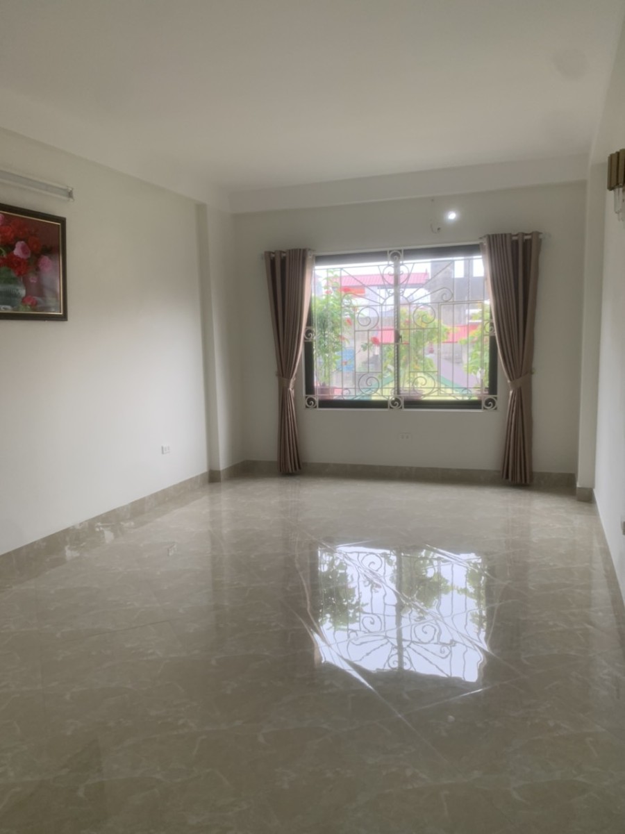 Bán Nhà Quận Thanh Xuân - Nhà Mới Siêu Đẹp - 5 Tầng Thang Máy - Ô Tô Vào Nhà - Sổ Đỏ Chính Chủ
