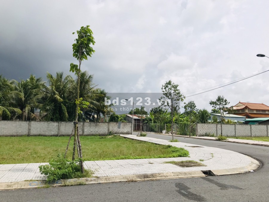 Đất thổ cư sổ hồng tiêng, thành phố Tân An giá rẽ chỉ 499 triệu hỗ trợ vay ngân hàng