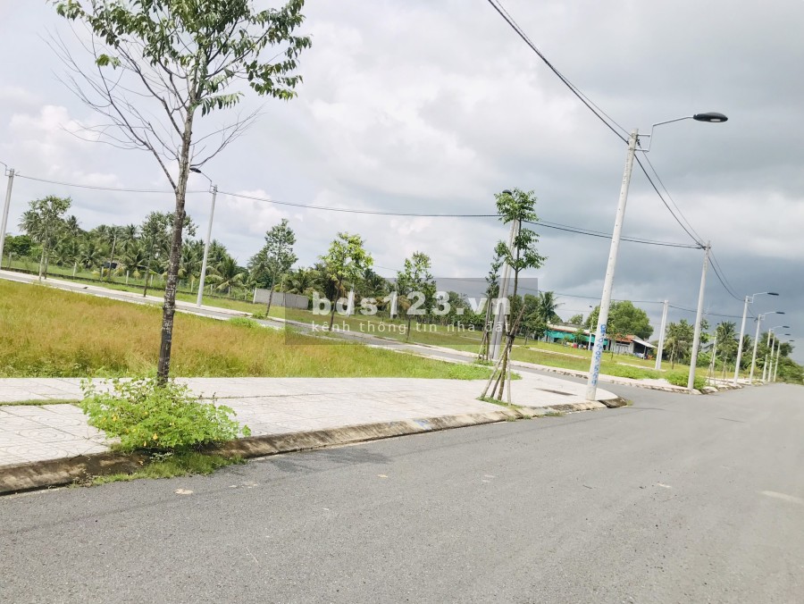 Đất thổ cư sổ hồng tiêng, thành phố Tân An giá rẽ chỉ 499 triệu hỗ trợ vay ngân hàng