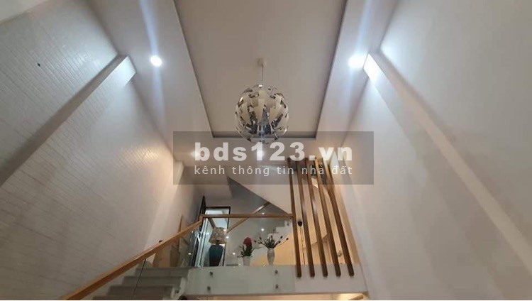 Bán nhà đường Thoại Ngọc Hầu Tân Phú 5 Tỷ 70m2, mới xây dọn vào ở ngay. Chủ cần bán gấp LH Khắc Lễ
