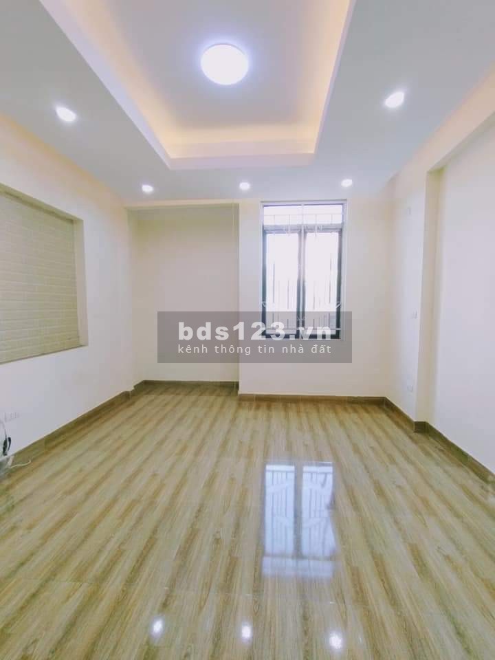 Siêu phẩm bán nhà 4 tầng kiến trúc nhà đẹp, long lanh ô tô tránh Quận Long Biên giá 7 tỷ
