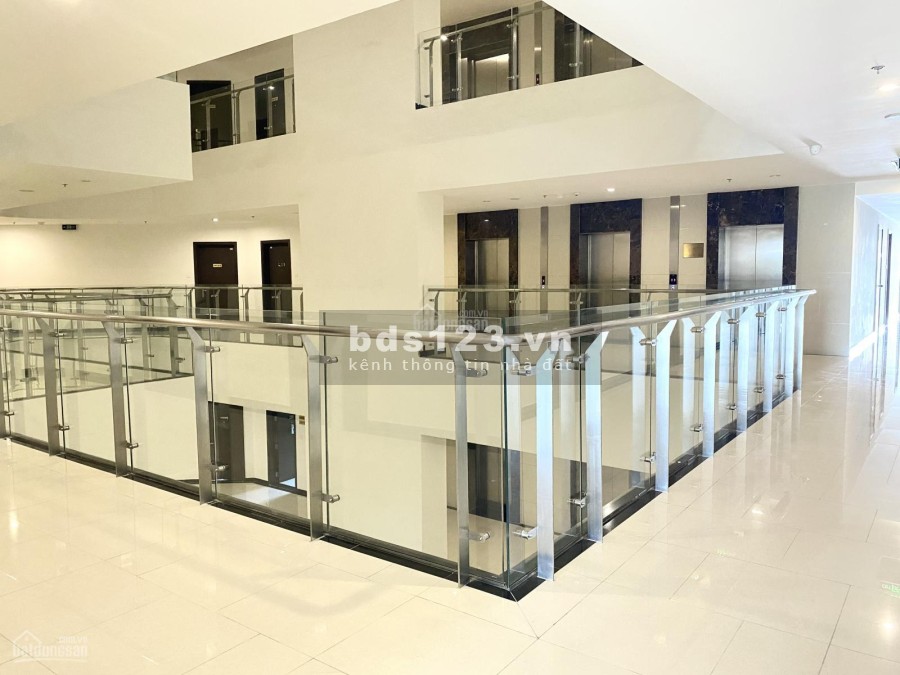 Hạ giá 7tr bao phí chốt nhanh căn OT The Sun Avenue, 35m2 sàn gỗ, máy lạnh Inverter
