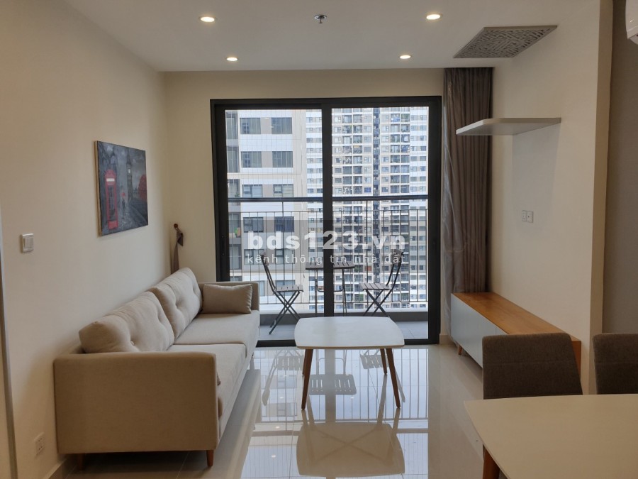 Cho thuê căn 2PN, Full Đồ đẹp, giá 8tr/th tại Vinhomes Smart City, lh 0964782875