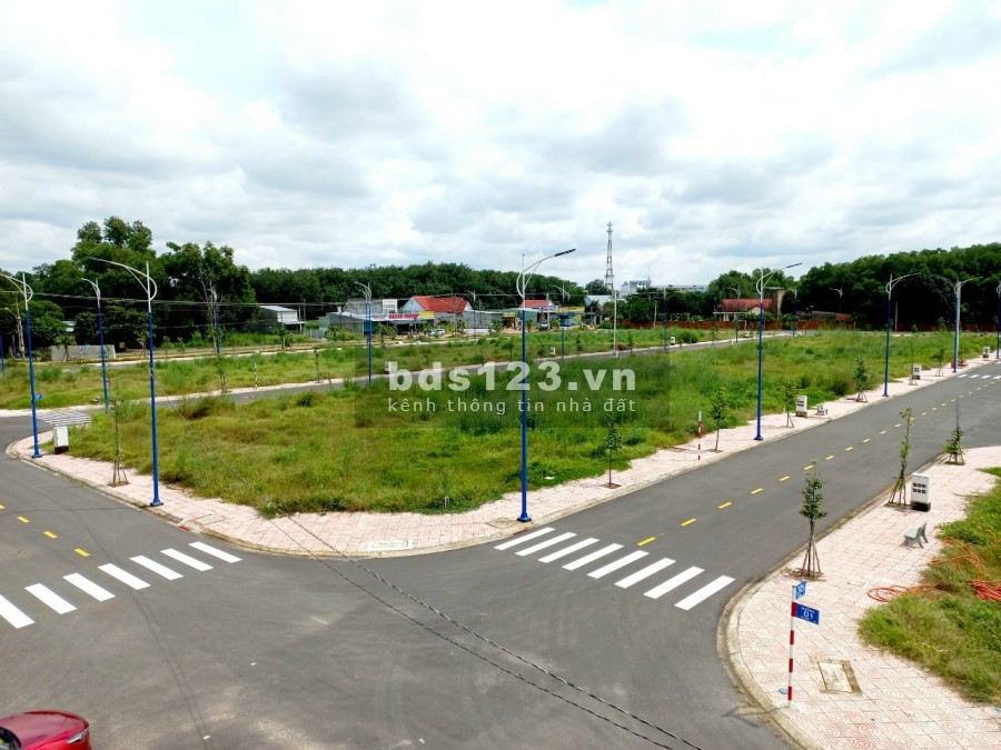 Bán đất diện tích 5×20 full thổ cư, mặt tiền Đường DT750 Trừ Văn Thố Bàu Bàng giá đầu tư