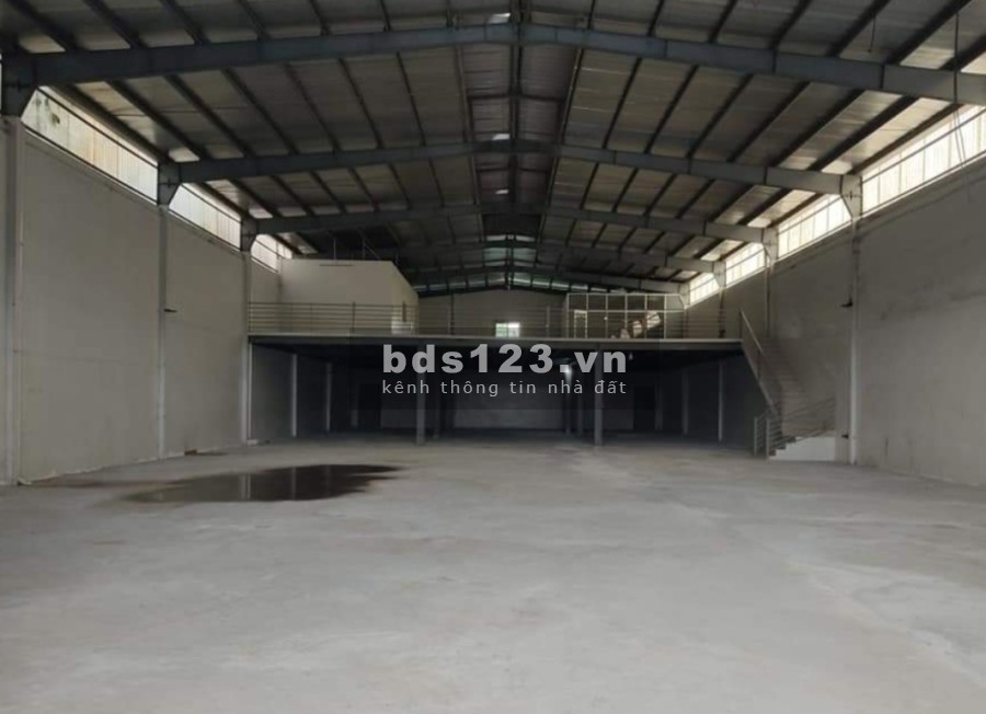 Kho xưởng mới xây diện tích sử dụng 900m2 An Phú Đông Quận 12 liên hệ 0909298353