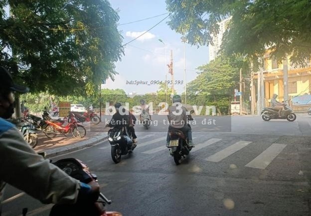 Đất mặt phố Nhuệ Giang, Hà Đông diện tích sử dụng 100m2 mặt tiền 4.5m Nhỉnh 14 tỷ