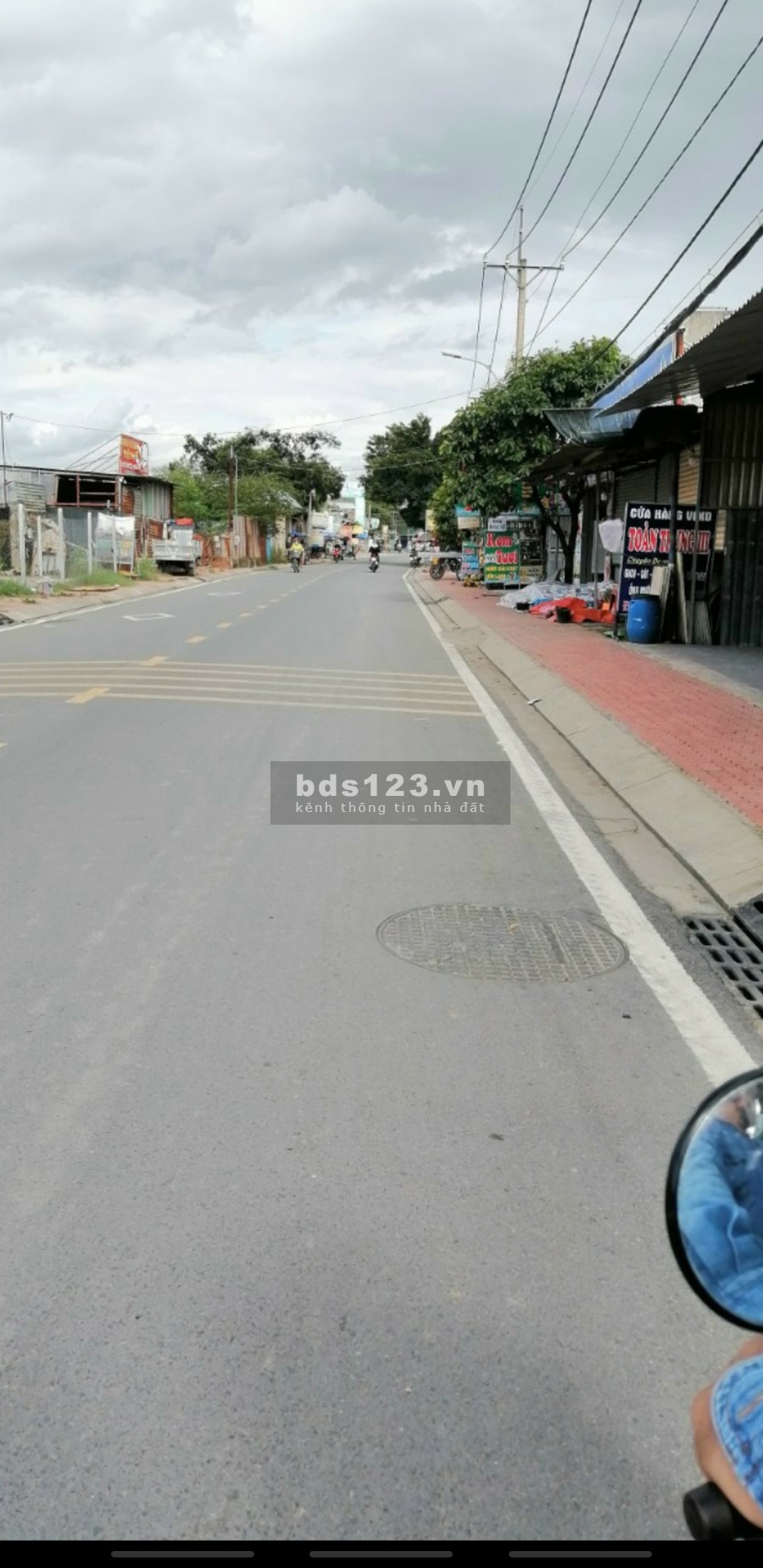 Cho thuê xưởng mặt tiền Nữ Dân Công diện tích sử dụng 8×30 liên hệ 0769556656