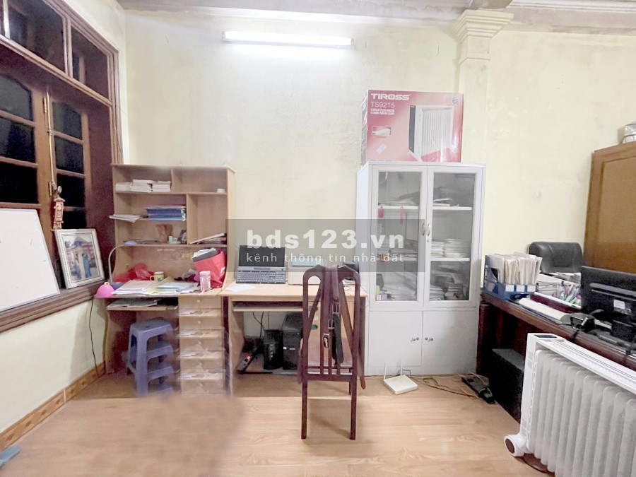 Bán nhà ngã 5 chợ bưởi, diện tích 65m2, mặt tiền 4m, giá bán 4 tỷ 25 có thương lượng