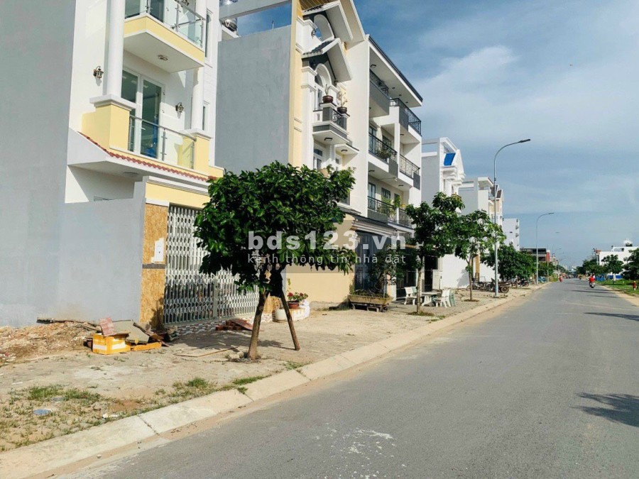 Bán Đất Trong KDC Tân Tạo 98m2 Sổ Hồng Riêng MT Trần Văn Giàu Gần Aeon Mall KDC Tên Lửa