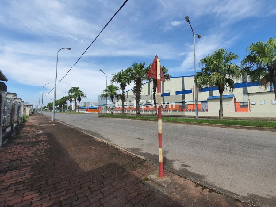 Cho thuê 3000m2, 4500m2, 10000m2 kho xưởng tiêu chuẩn tại KCN Đài Tư, Long Biên