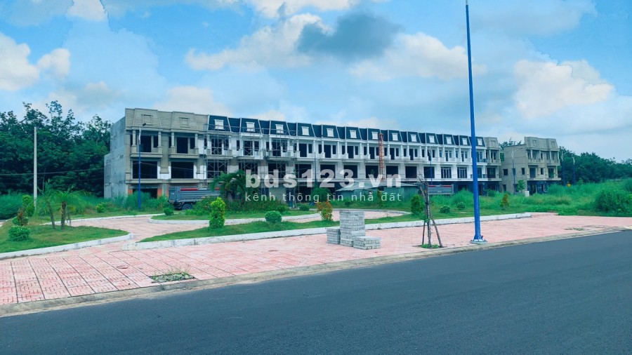 Đất nền chợ Trừ Văn Thố ngay mặt tiền DT750 Đương Nội Bộ 13m Giá 519 triệu, lh 0966448760