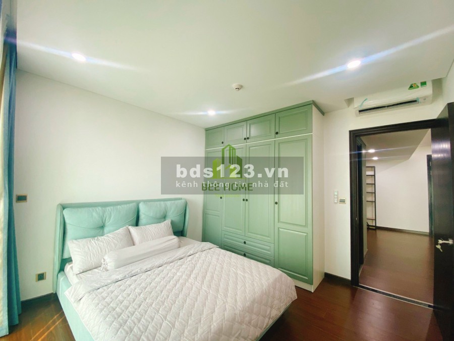 Căn hộ duplex 3PN 132m2 Feliz En Vista view Landmark 81 giá cực tốt chỉ 32 triêu/tháng - LH 0936240720