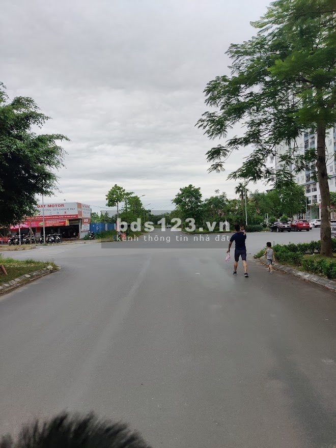 Chính chủ bán lô liền kề a2.4 lk11 dt 100m2 hướng nam nhì vườn hoa tại Thanh Hà, Hà Đông