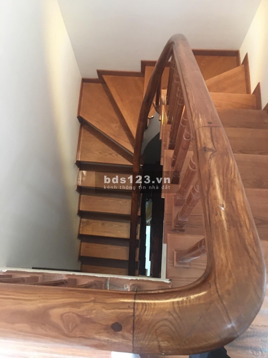Siêu Phẩm nhà 4 tầng siêu rẻ Ngõ Văn Hương trung tâm Đống Đa vị trí đắc địa ngõ rộng thông khắp ngả