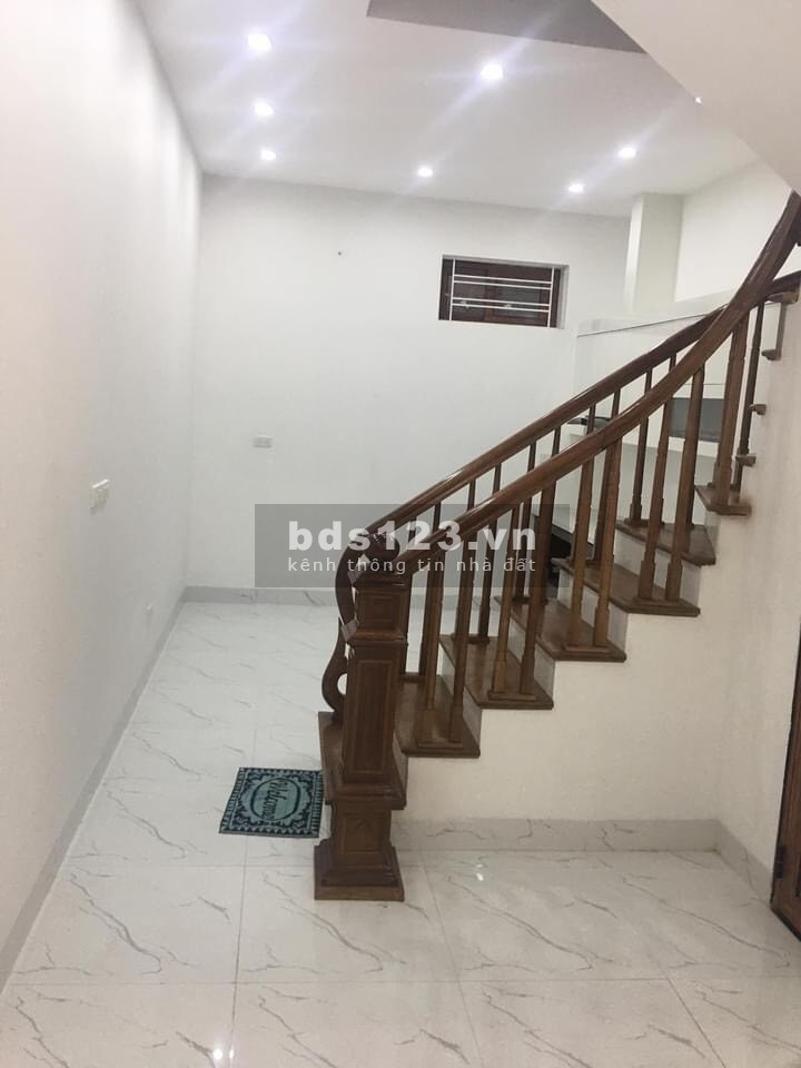 Siêu Phẩm nhà 4 tầng siêu rẻ Ngõ Văn Hương trung tâm Đống Đa vị trí đắc địa ngõ rộng thông khắp ngả