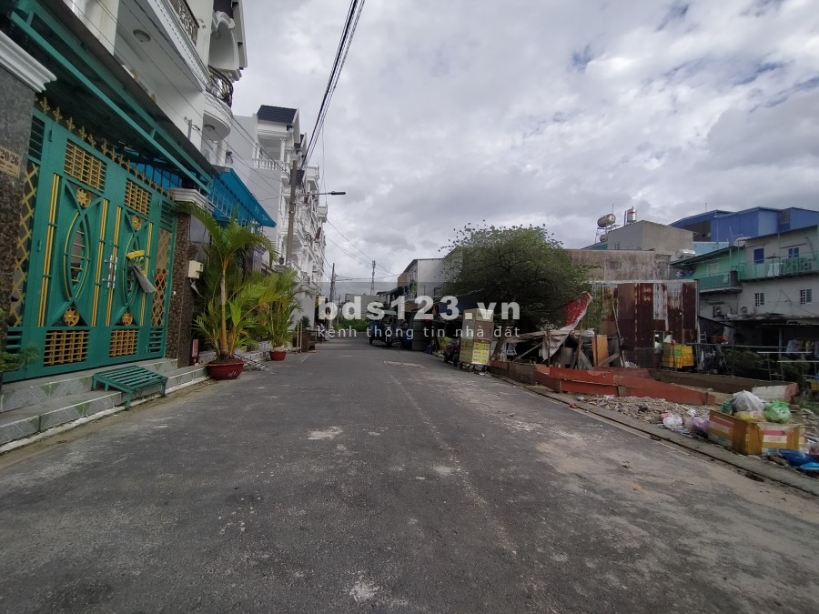 Bán Đất Giá Rẻ hẻm xe hơi 8m Đường Số 18B P. BHH A dt 4x18.5m giá bán 3.8 Tỷ TL